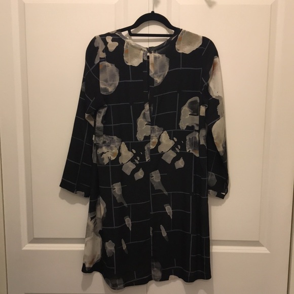 Humanoid Floral & Geometric Grid Lines Silk Dress - Picture 4 of 7